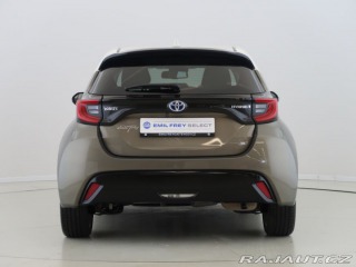 Toyota Yaris 1.5Hybrid,CZ,SelectionEle 2021