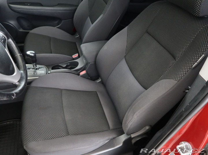 Hyundai i30 1.6MPI,AT,92kW,CZ,Comfort 2011