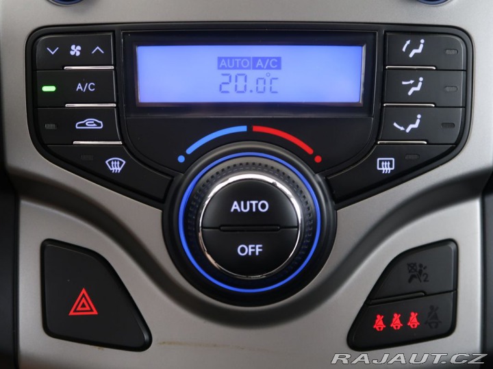 Hyundai i30 1.6MPI,AT,92kW,CZ,Comfort 2011