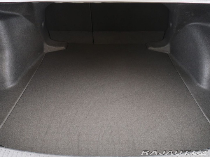 Toyota Corolla 1.8,Hybrid,Comfort,CZ,1Ma 2025