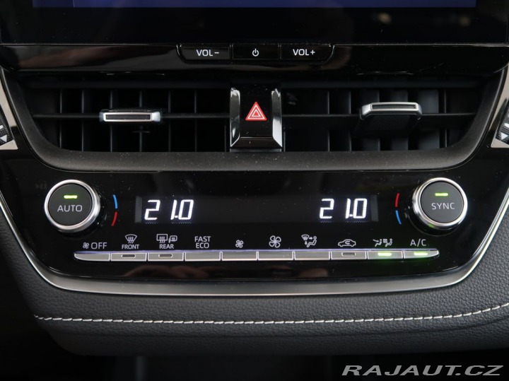 Toyota Corolla 1.8,Hybrid,Comfort,CZ,1Ma 2025