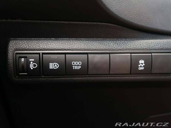 Toyota Corolla 1.8,Hybrid,Comfort,CZ,1Ma 2025