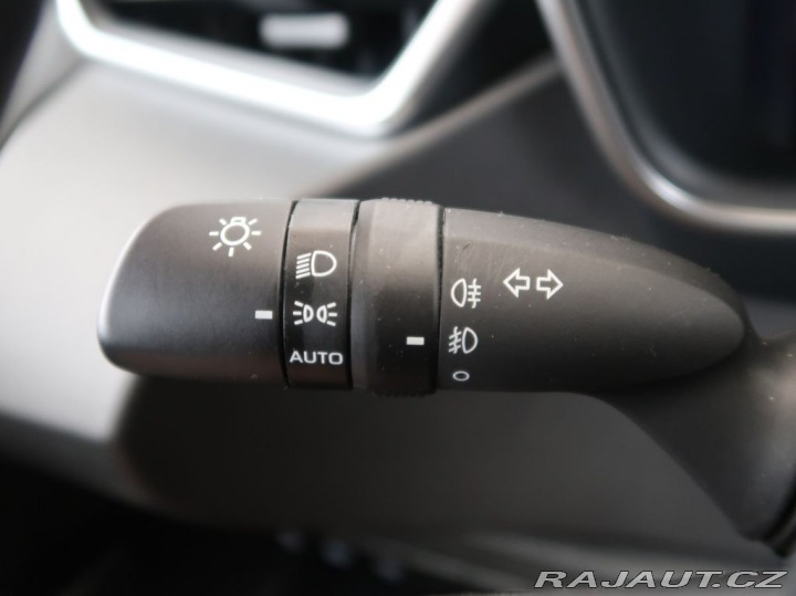 Toyota Corolla 1.8,Hybrid,Comfort,CZ,1Ma 2025