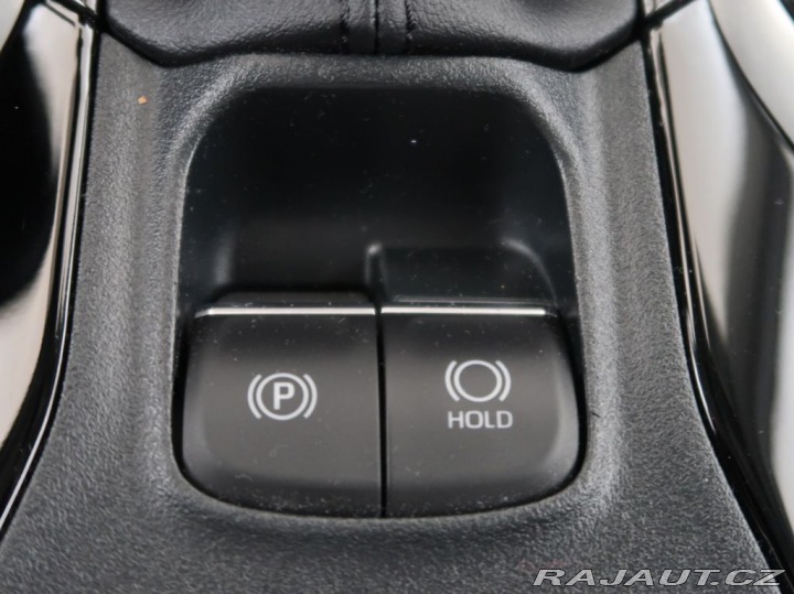 Toyota Corolla 1.8,Hybrid,Comfort,CZ,1Ma 2025