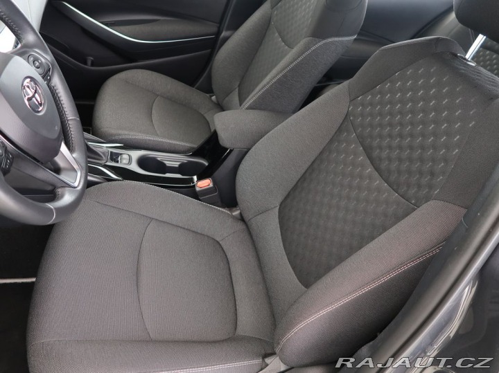 Toyota Corolla 1.8,Hybrid,Comfort,CZ,1Ma 2025