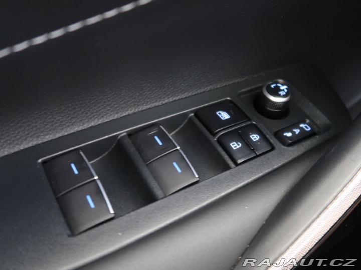 Toyota Corolla 1.8,Hybrid,TechStyle,CZ,1 2022