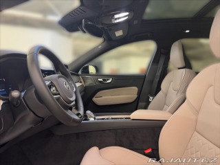 Volvo XC60 2,0 XC60T8 Ultra Dark 0 2025
