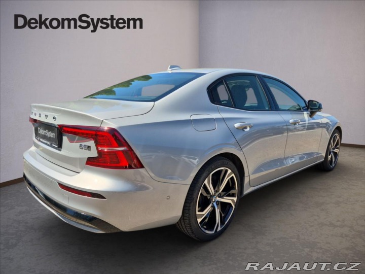 Volvo S60 2,0 B5 AWD Ultimate Dark 2023