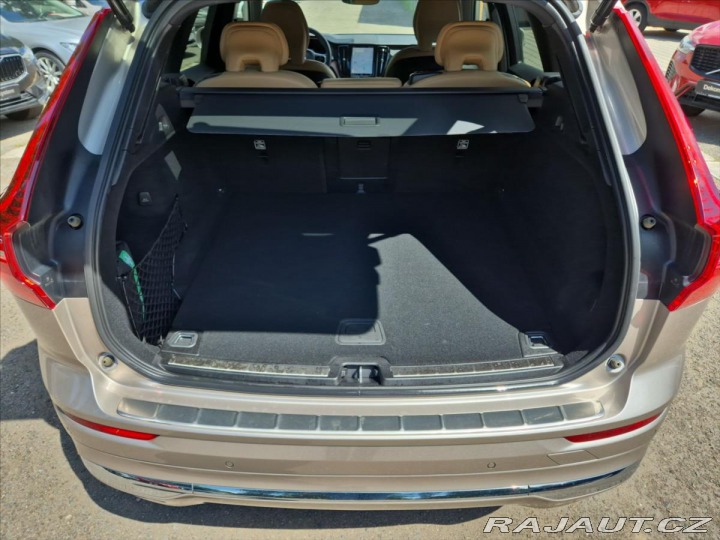 Volvo XC60 2,0 B4 AWD diesel Plus Br 2022