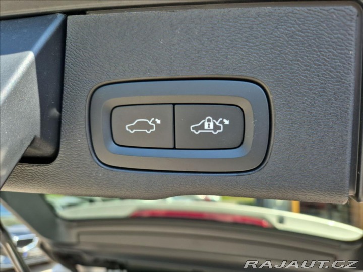 Volvo XC60 2,0 B4 AWD diesel Plus Br 2022