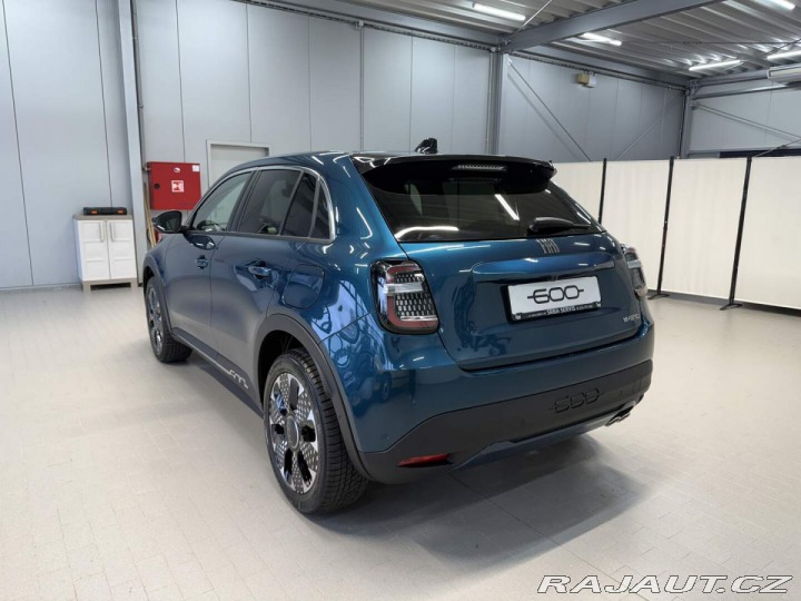 Fiat 600 La Prima 1.2 Turbo Hybrid 2025