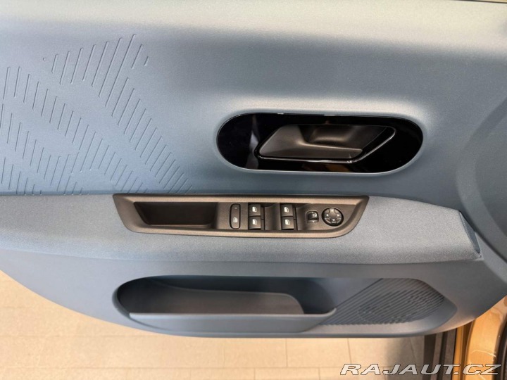 Fiat Grande Panda La Prima 1.2 Turbo Hybrid 2025