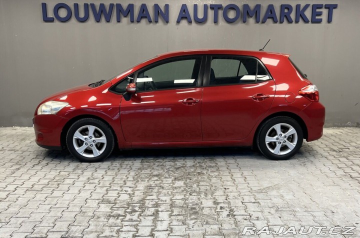 Toyota Auris 1,6 VVTi Luna 2011