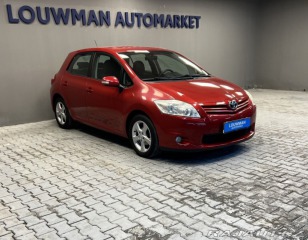 Toyota Auris 1,6 VVTi Luna 2011