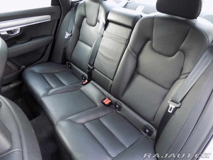 Volvo S90 2.0T4/Momentum/Full-LED/ 2018