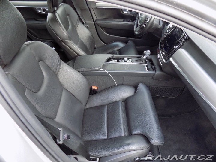 Volvo S90 2.0T4/Momentum/Full-LED/ 2018