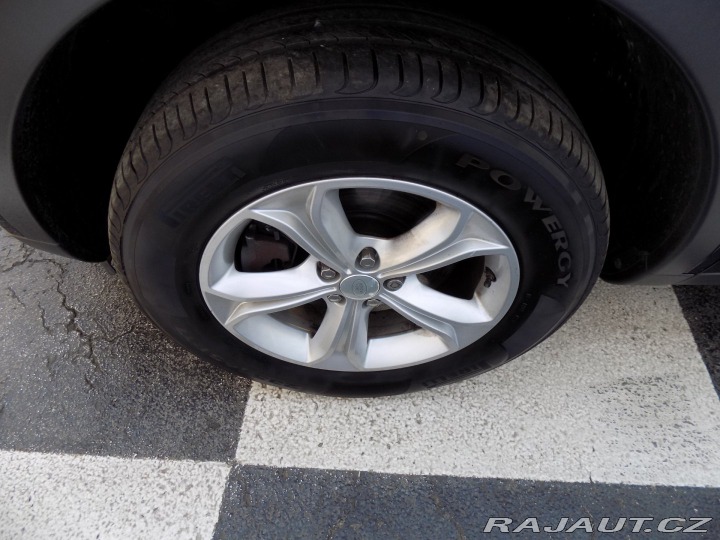 Land Rover Discovery Sport 2.0TD4/AWD/7.Míst/PANO/LE 2016