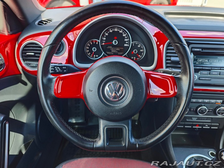 Volkswagen Beetle 1.2 TSI Design ČR 94.300k 2012