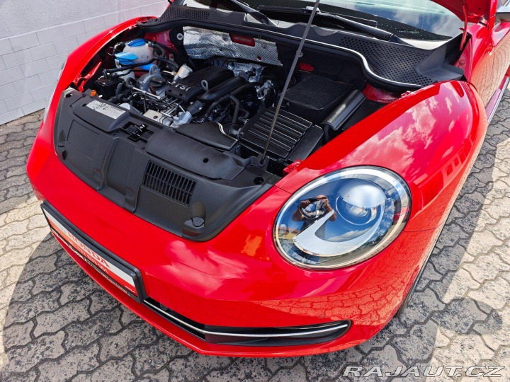 Volkswagen Beetle 1.2 TSI Design REZERVACE 2012