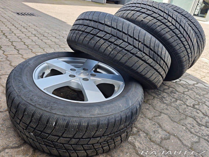 Volkswagen Beetle 1.2 TSI Design ČR 94.300k 2012