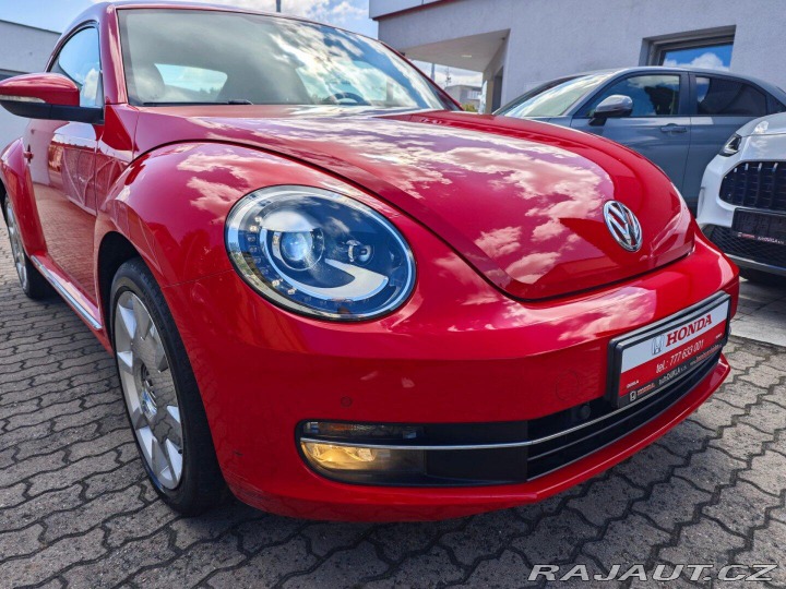 Volkswagen Beetle 1.2 TSI Design ČR 94.300k 2012