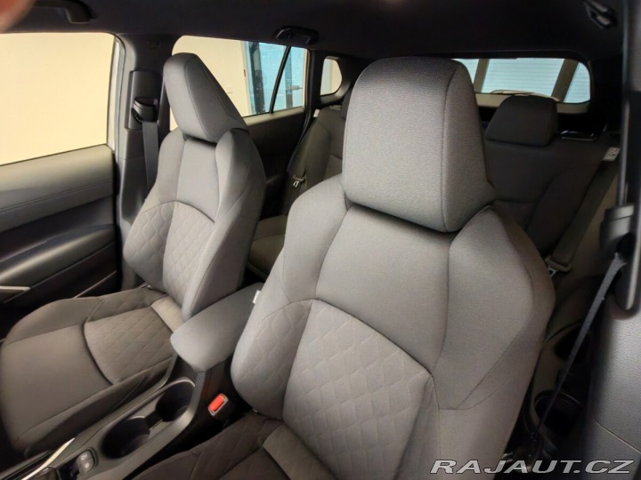 Toyota Corolla Cross 1.8 Hybrid eCVT FWD Style 2025