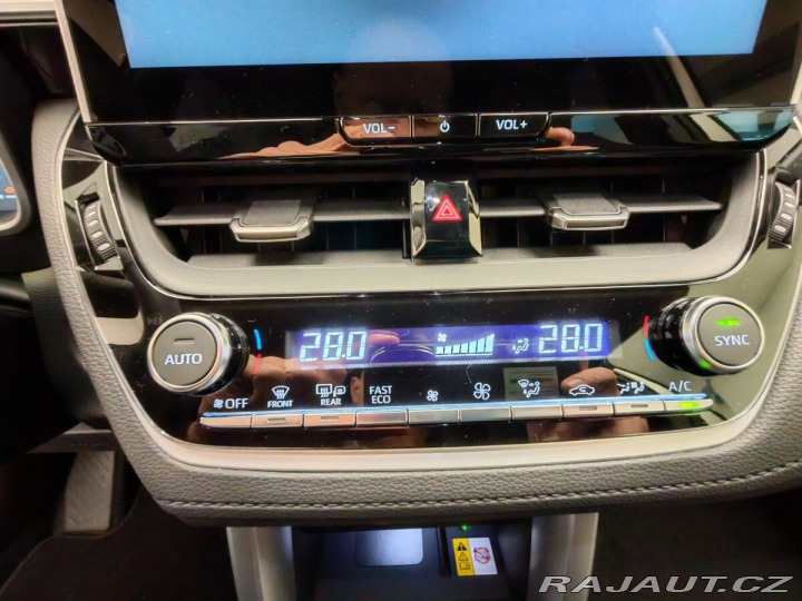 Toyota Corolla Cross 1.8 Hybrid eCVT FWD Style 2025