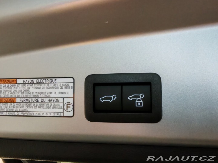 Toyota Corolla Cross 1.8 Hybrid eCVT FWD Style 2025