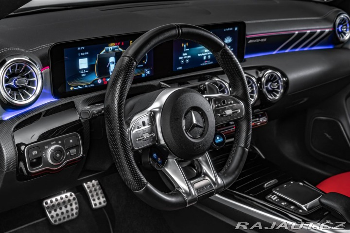 Mercedes-Benz CLA 4M Night Burmester 2024