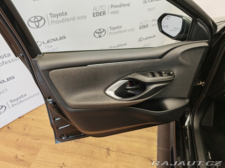 Toyota Yaris 1.5 Hybrid Comfort Tech 2022