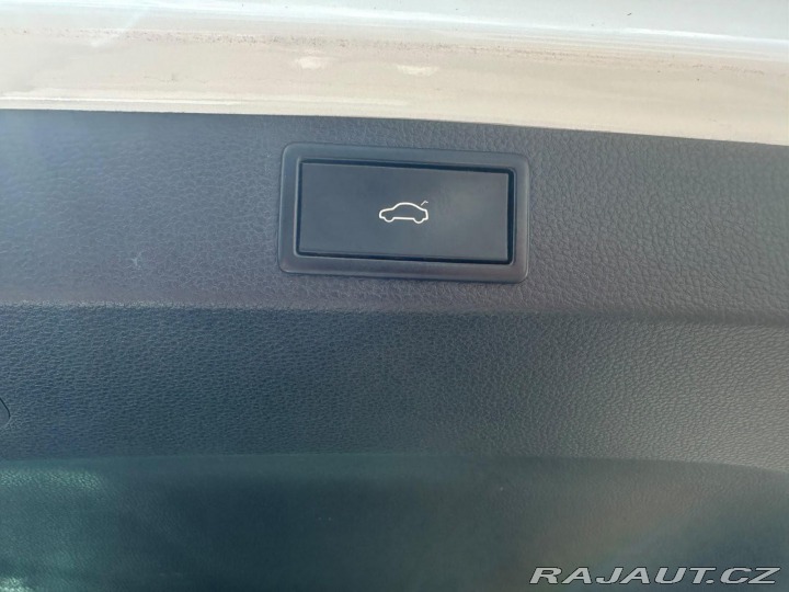 Škoda Karoq 1.6TDi, 85KW, SPORTLINE 2019