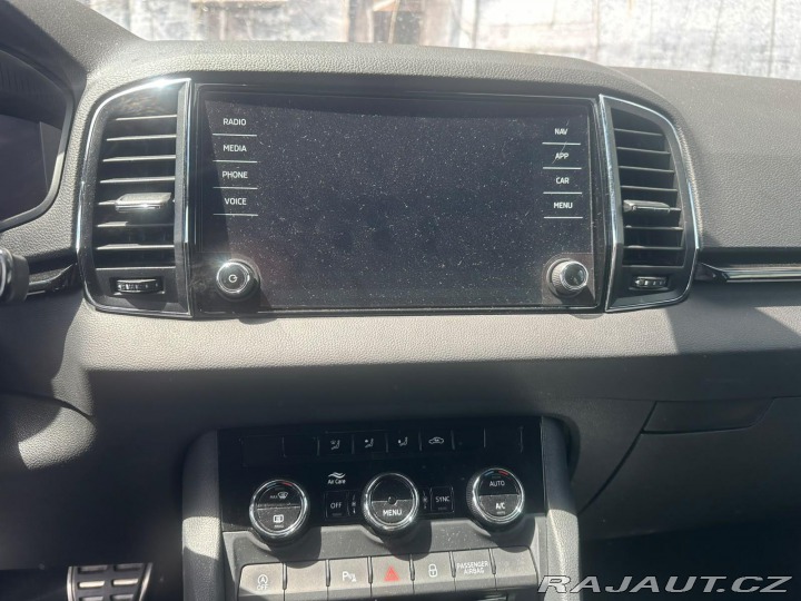 Škoda Karoq 1.6TDi, 85KW, SPORTLINE 2019