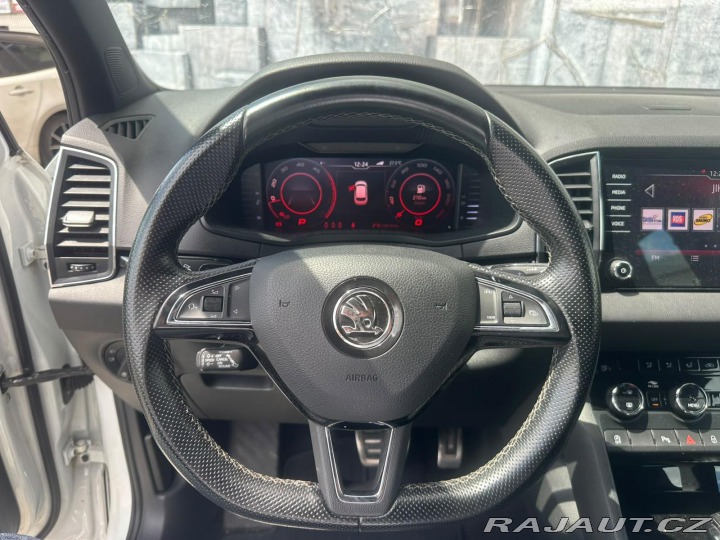 Škoda Karoq 1.6TDi, 85KW, SPORTLINE 2019