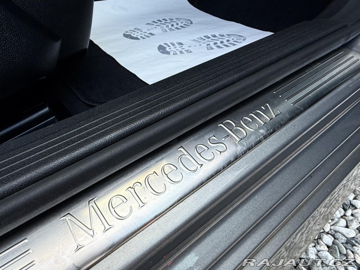 Mercedes-Benz E E 200 CDI Avantgarde REZE 2011