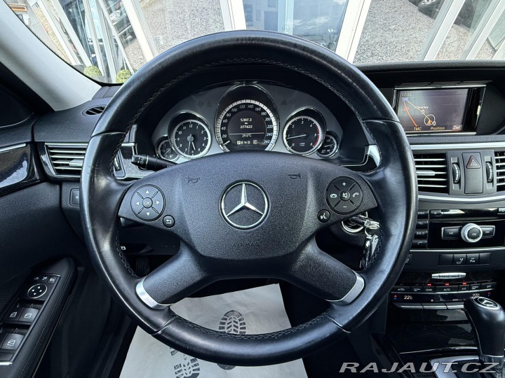 Mercedes-Benz E E 200 CDI Avantgarde REZE 2011
