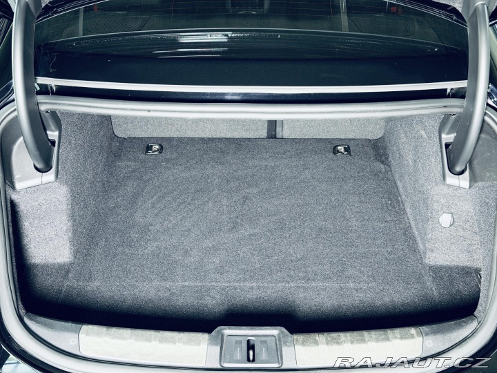 Porsche Taycan Turbo S*KERAMIKY*REZERVAC 2020