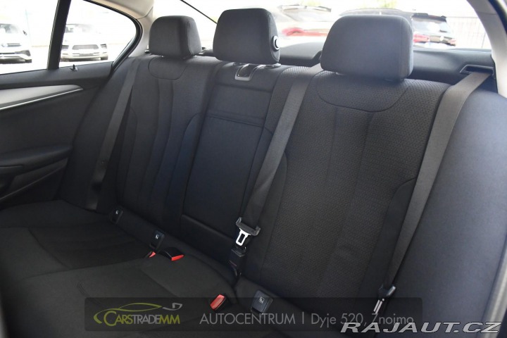BMW 5 518d ČR 1.M CARPLAY 2019