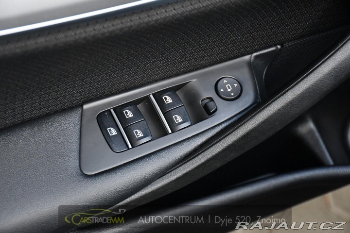 BMW 5 518d ČR 1.M CARPLAY 2019