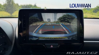 Toyota Yaris 1.5 HEV CVT COMFORT 2025