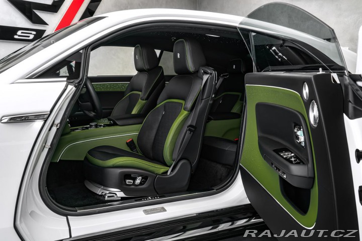 Rolls Royce Spectre 2024