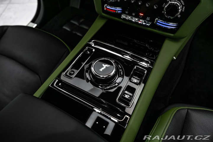 Rolls Royce Spectre 2024