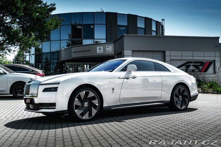 Rolls Royce Spectre 2024