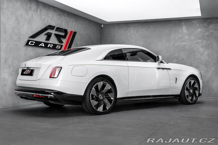 Rolls Royce Spectre 2024