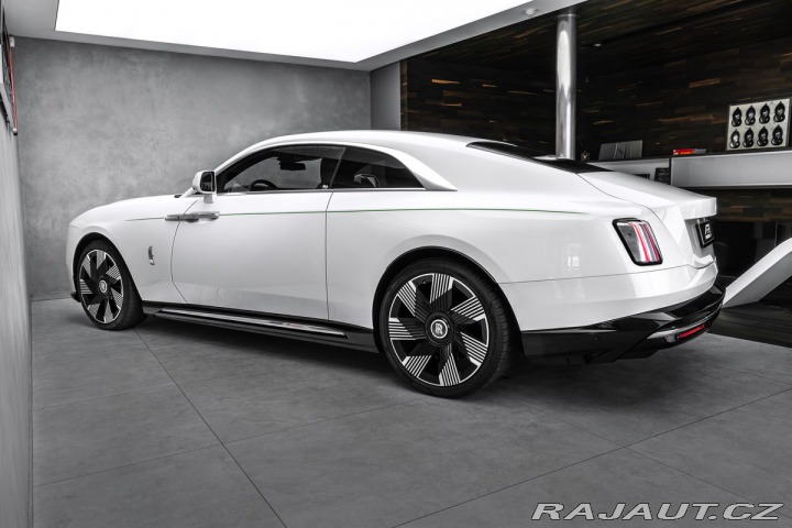 Rolls Royce Spectre 2024