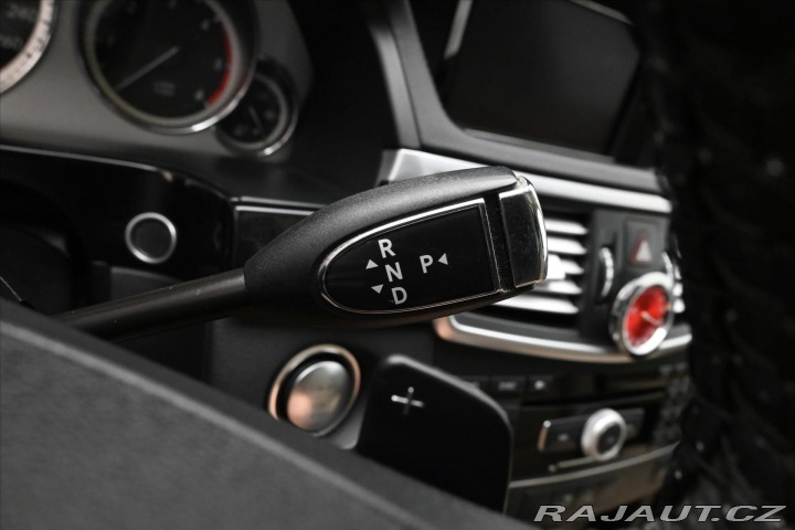 Mercedes-Benz E 3,0 350 CDi 195kW Plný se 2010