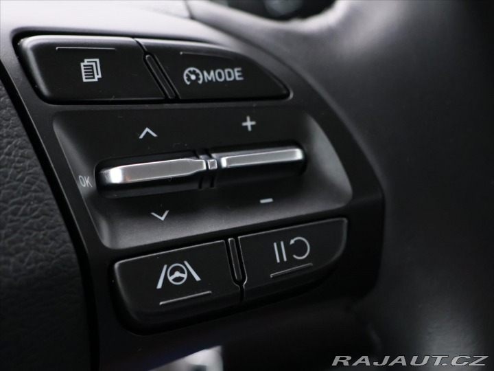 Hyundai i30 1,5 i Comfort Family CZ 2 2021