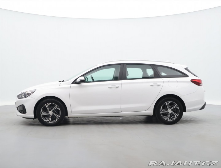 Hyundai i30 1,5 i Comfort Family CZ 2 2021