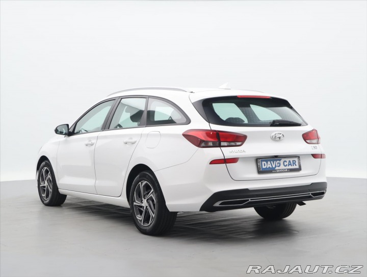Hyundai i30 1,5 i Comfort Family CZ 2 2021