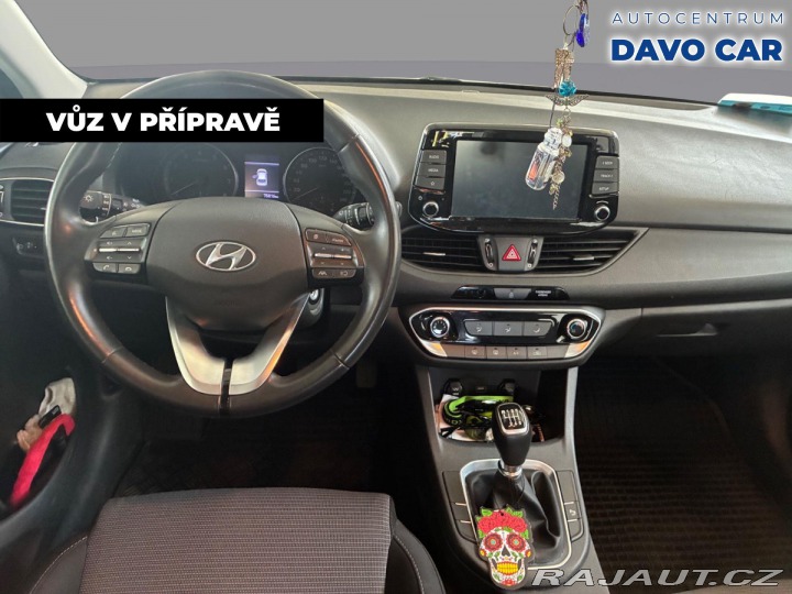 Hyundai i30 1,5 i Comfort Family CZ 2021
