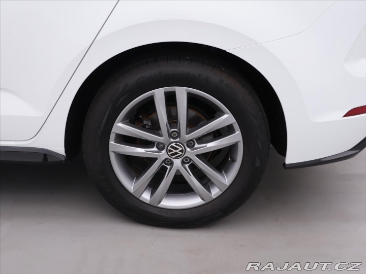 Volkswagen Touran 1,5 TSI 110kW DSG R-line 2021